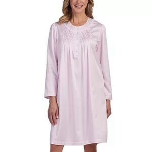 Miss Elaine Embroidered Long-Sleeve Nightgown